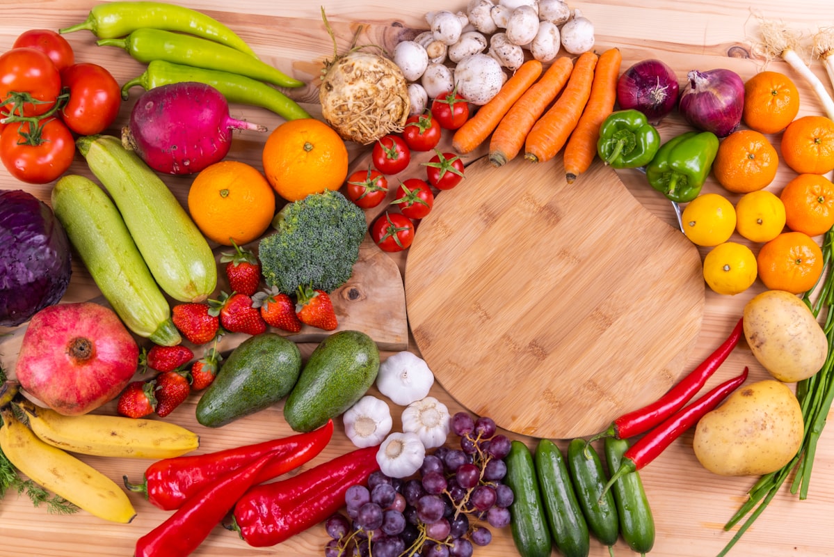 Professional nutritionist during online consultation session
